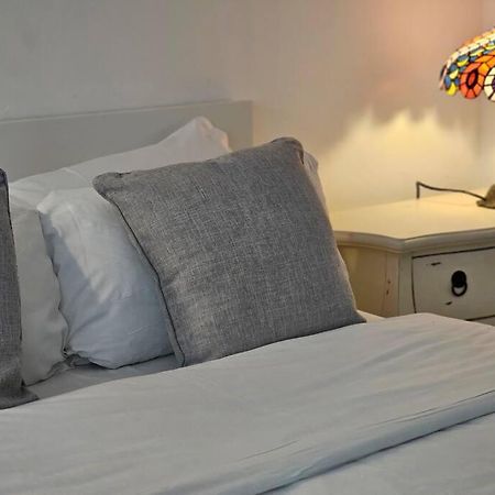 Peaceful And Elegant Apartment ลอนดอน ภายนอก รูปภาพ